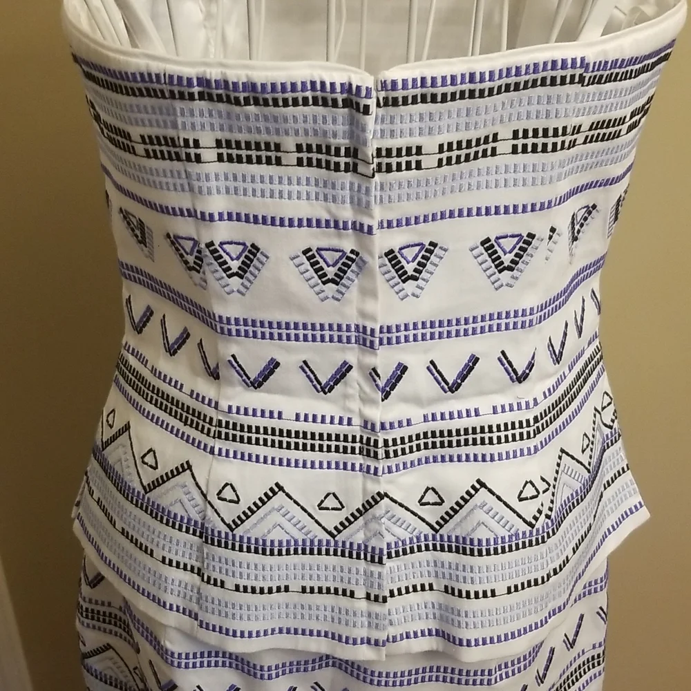 White House Black Market top and skirt - Picture 6 of 15